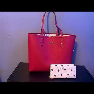 Coach reversible purse with matching wallet